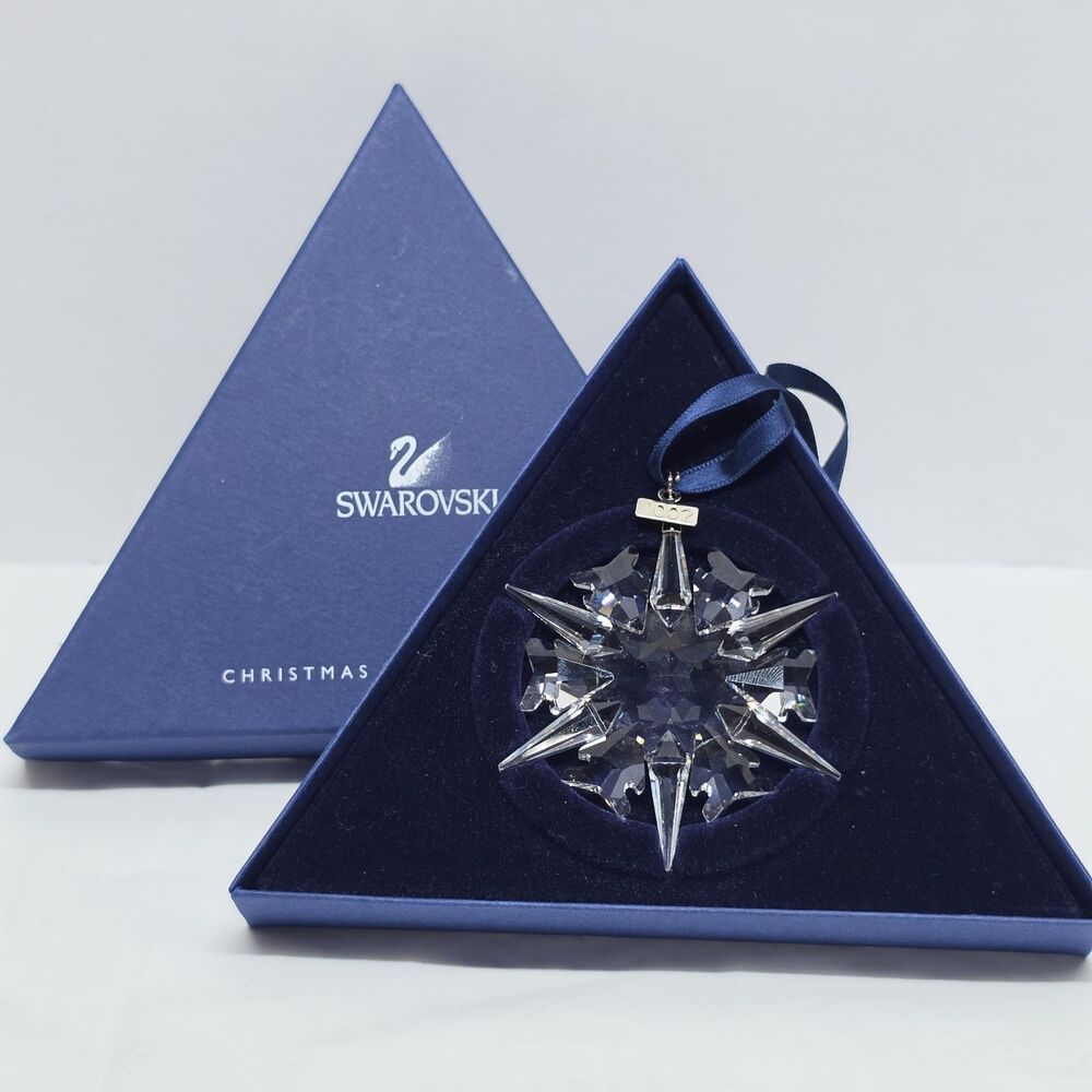 Swarovski 2002 Annual Christmas Holiday Ornament Crystal Snowflake Star Lid '03